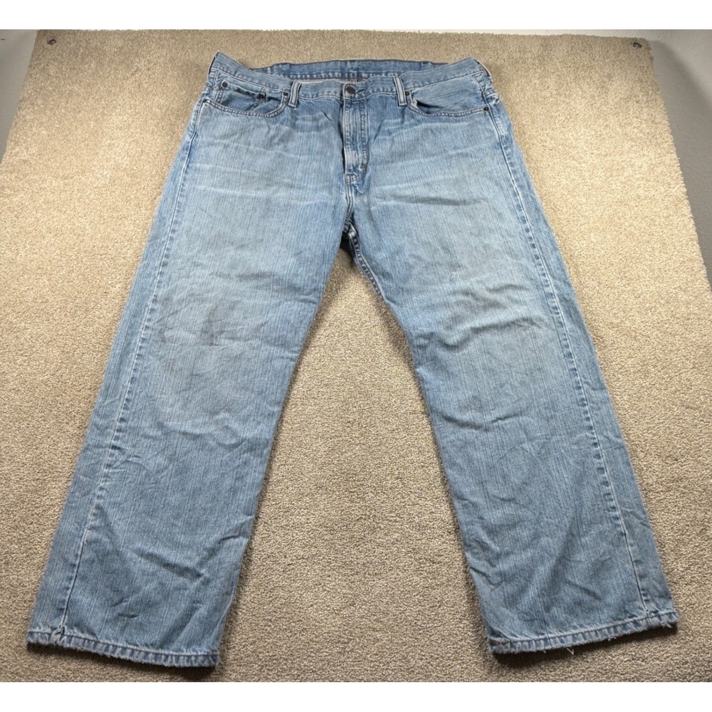 Levi's Mens Jeans 42x30 Light‎ Wash Denim Straight Leg Casual Workwear